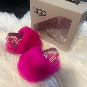 UGG baby Fluff Yeah Slides